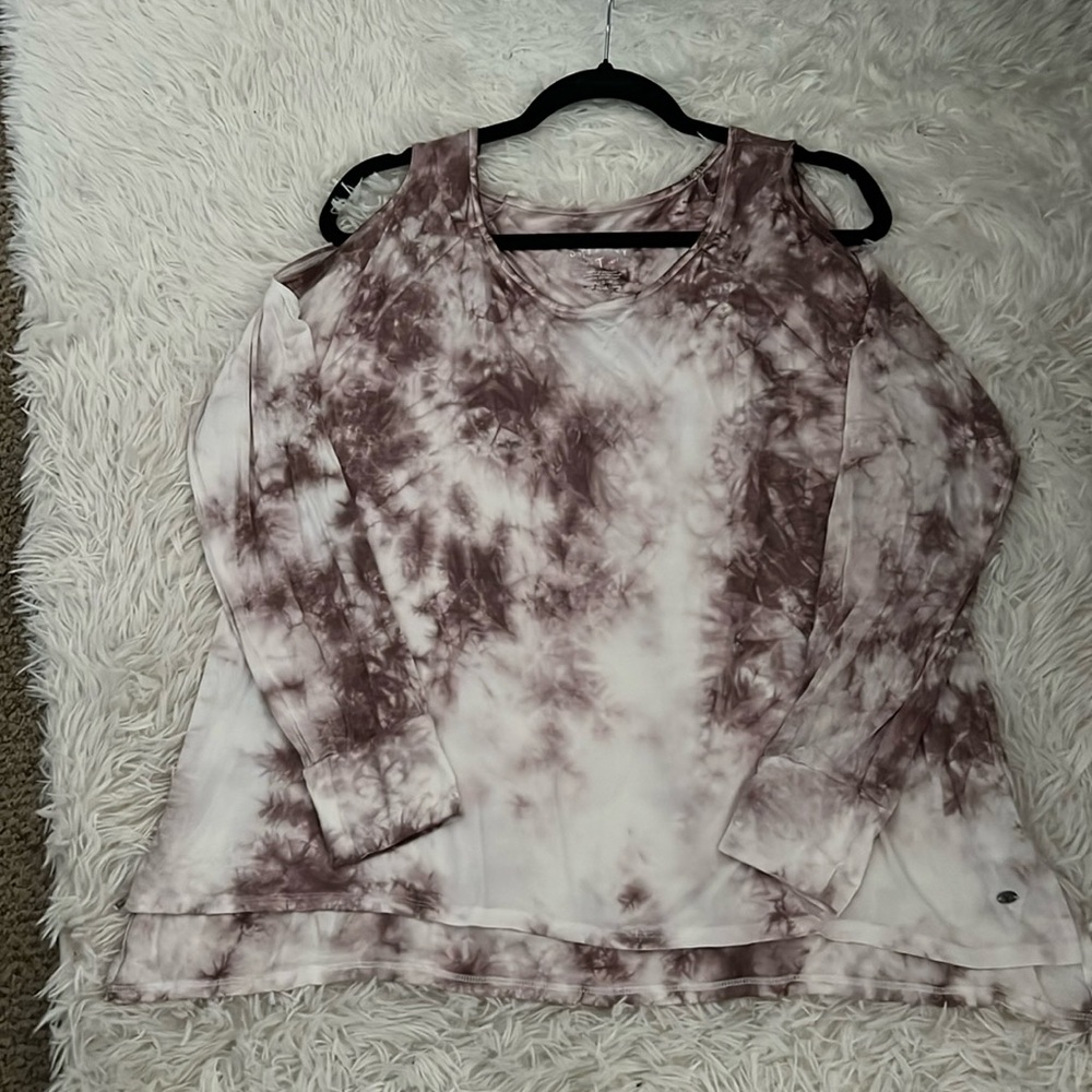 NWOT Women’s American Eagle Long Sleeve Cold Shoulder Shirt